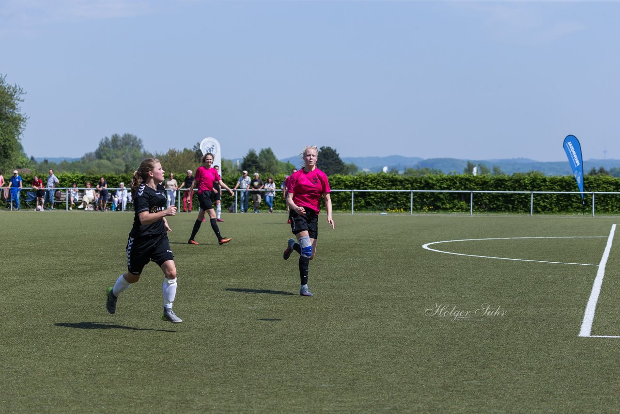 Bild 212 - B-Juniorinnen Pokalfinale SV Henstedt Ulzburg - SG Holstein Sued : 2:0